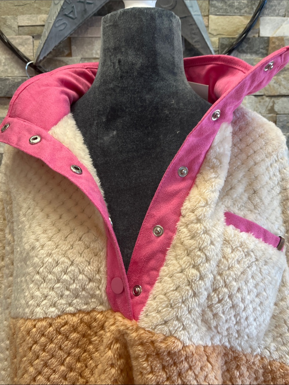 Simply Southern Cream Plush Pullover with Pink Collar - Picture 3 of 8